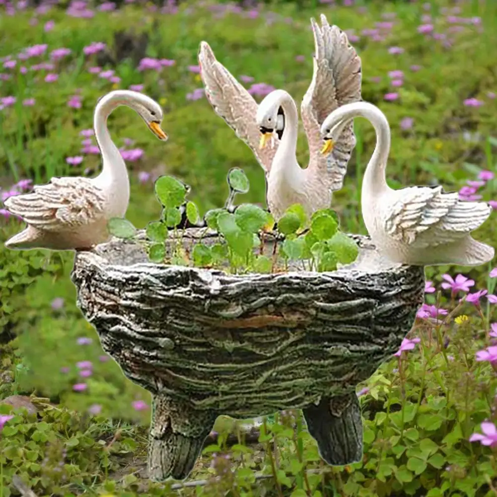 

Exquisite Workmanship Fashion White Colorfast Exquisite Three Swans Statue Resin Display Statue Colorfast for Lawn