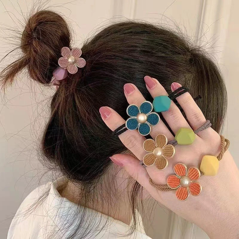 

Fashion Flowers Hair Rope For Girls Cute Floral Hair Ring Elastic Ponytail Holder Hair Tie Hair Accessories