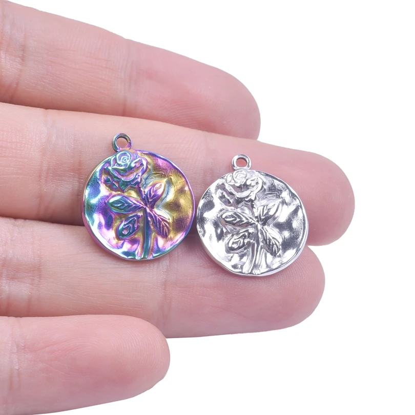 

5pcs/Lot Fashion Stainless Steel Flower Rose Branch Leaf Pattern Round Coin Plaque Charms Tricolor Pendant For Making Jewelry