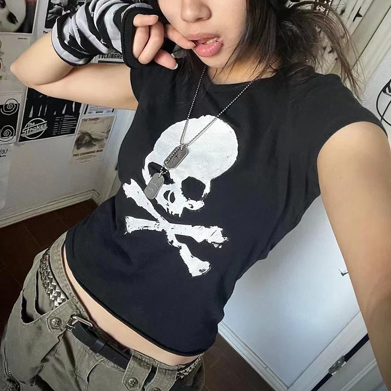 

Goth Aesthetic 2000s Streetwear Y2k Trashy Top Sleeve Shirt Summer Crop 2023 Girls Short Clothes Tees Women Clothes Young Top