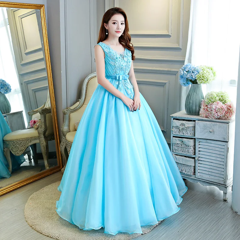 

Elegant Quinceanera Dresses Classic V-neck Lace Appliques Vestido De Debutante New Tulle Floor-length Plus Size Ball Gown