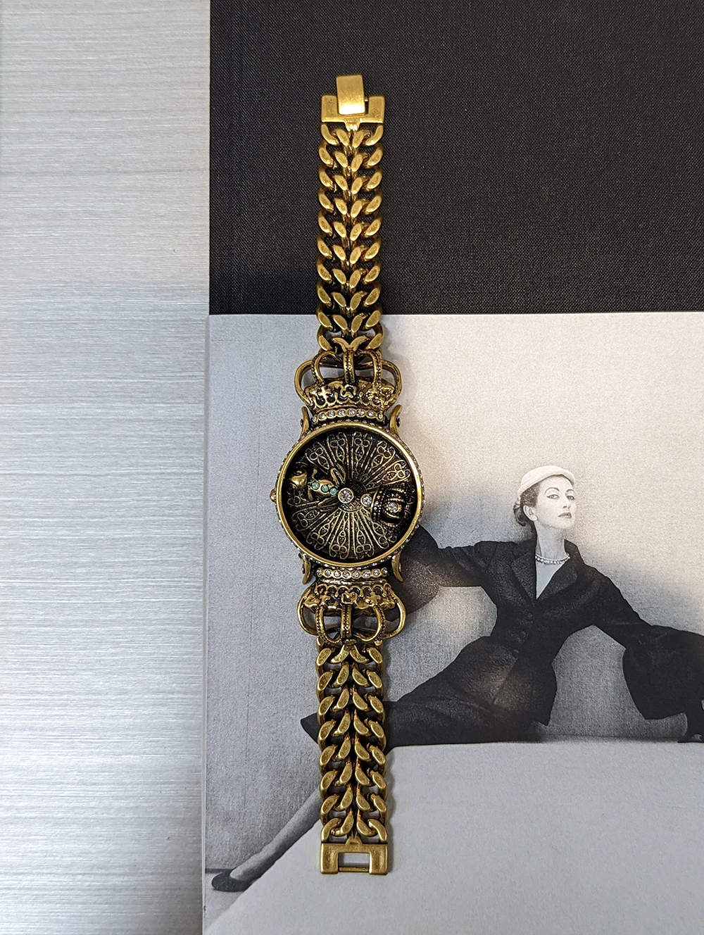 Женский винтажный браслет в виде королевской короны и лягушки