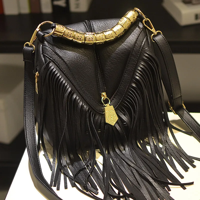 

Новая трендовая повседневная женская модная высокая дизайнерская нишевая Ретро сумка-мешок большая кисточка Простая Сумка-тоут Повседневная сумка через плечо
