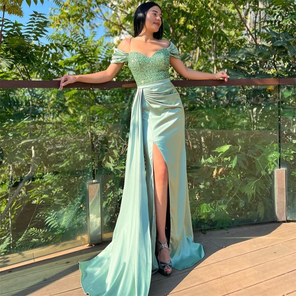 Изысканное платье-футляр Jiayiigong с открытыми плечами и блестками по