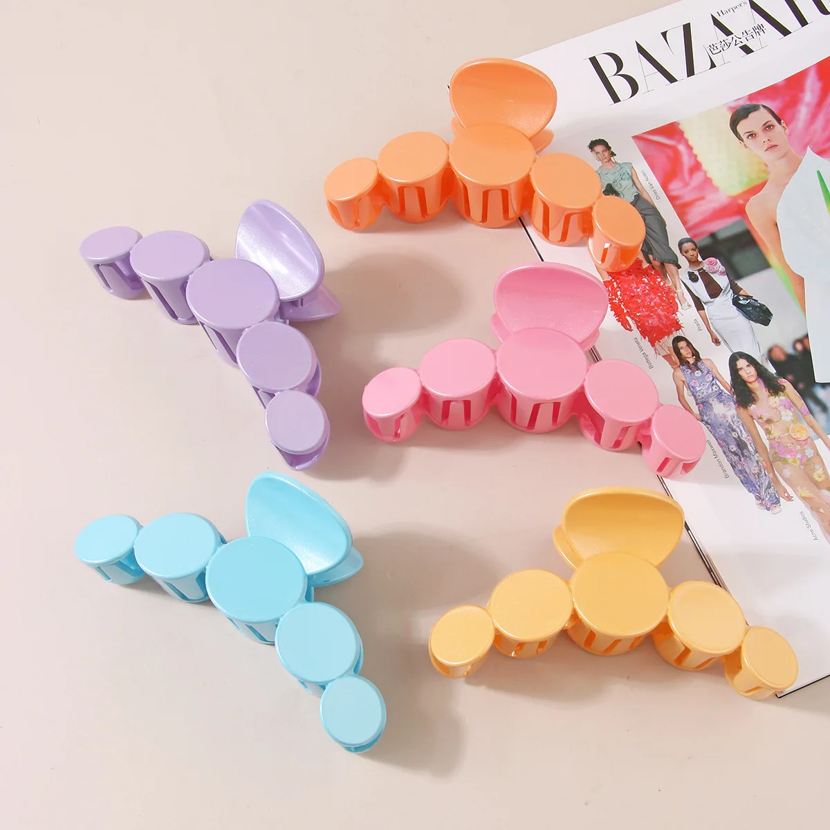 

Simple Five Circles Hair Decoration Clips Women Luxury Hairpin Woman Claw Crane Brooches Bow Bands Girls Clip Barrettes Band Pin