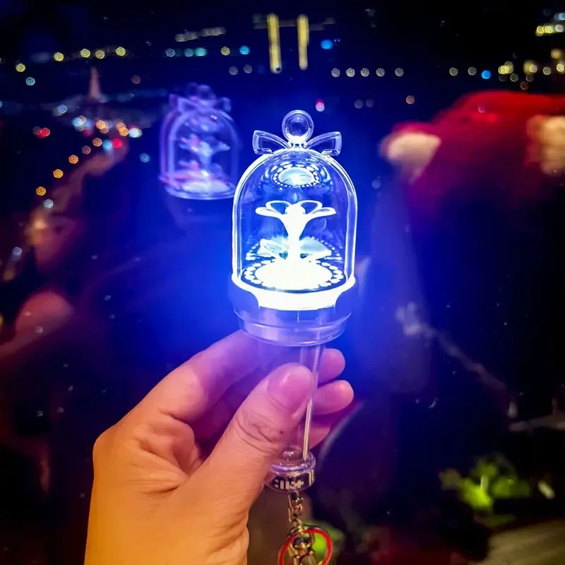 Фото Новые иллюзии Мини-фонарик Lightstick Симпатичная волшебная палочка с 3 типами цветочного сердечника Мока Wonhee Minju Мини-ручная лампа для фанатов в подарок №1