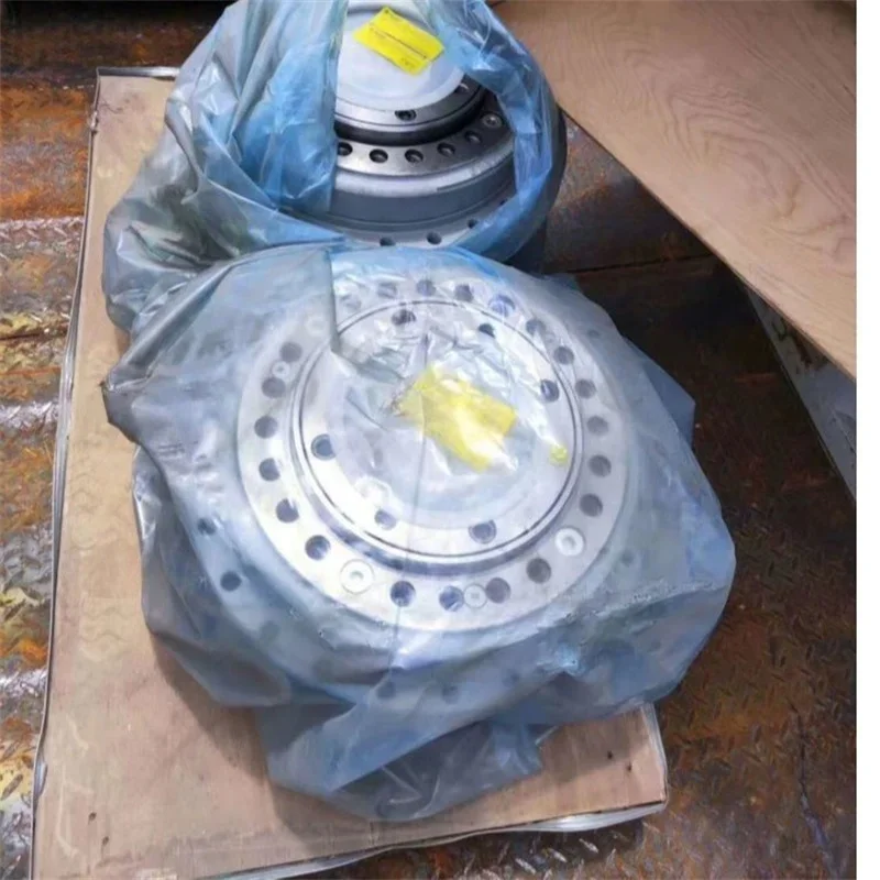 Фото Редуктор гидравлического привода 701 703 705 706 707 709 710 711 713 GRUPPO CARRARO OK Antriebstechnik Bonfiglioli Final Drive №2