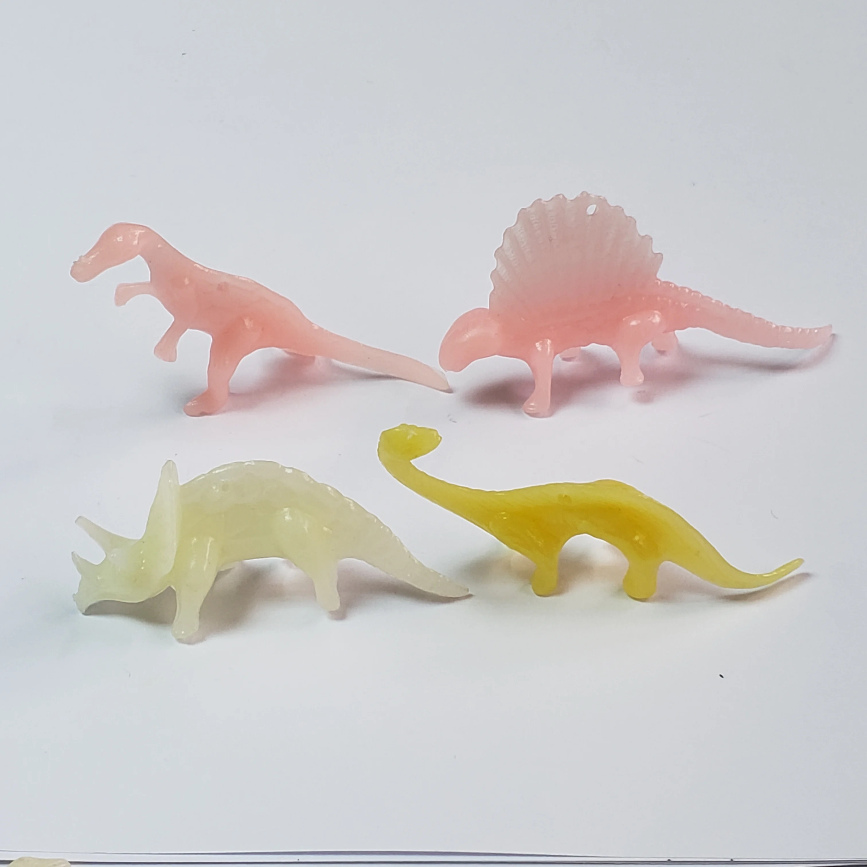 

10 Pcs Glow in Dark Dinosaur 6cm Boys Girls Kids Birthday Party Favor Gift Pinata Bag Filler Loot GAG Bulk Vending School Toys
