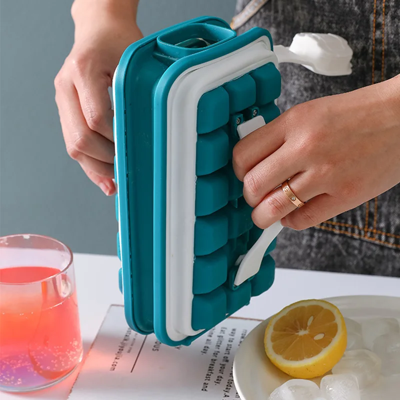 

18 Compartment Ice Hockey Kettle Kitchen Bar Accessories Gadget Creative Ice Cube Mold 2 In 1 Multipurpose Container