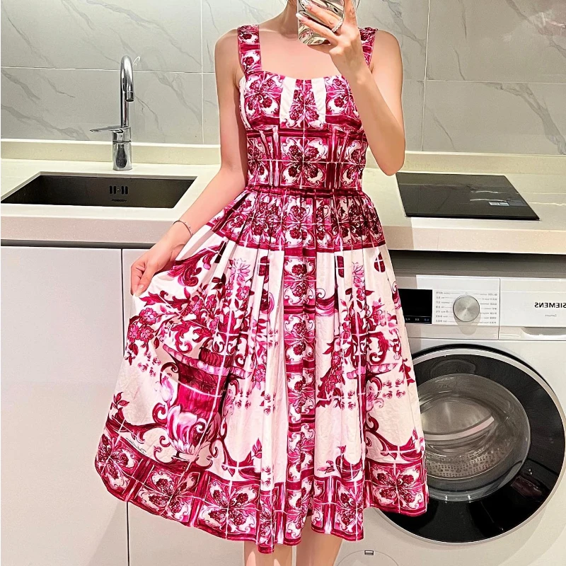 

Latest Luxury Summer High Quality Red White Majolica Print Sleeveless Smocked Panel Pleated Midi Dress for Women