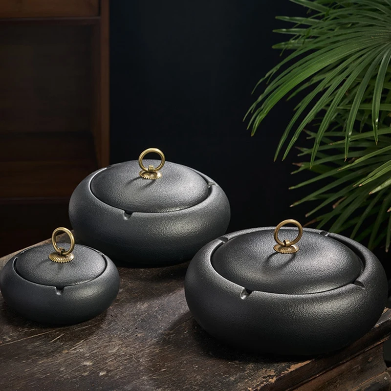 

Черная керамическая пепельница креативная личность модная ветрозащитная большая пепельница для гостиной дома офиса в европейском стиле