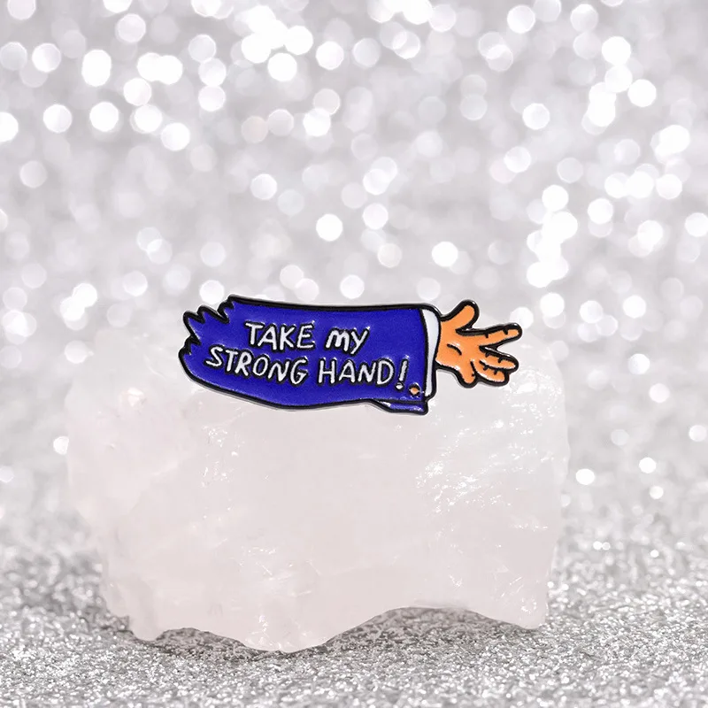 Возьмите мою сильную руку твердая эмалированная булавка ужас Mivie значок