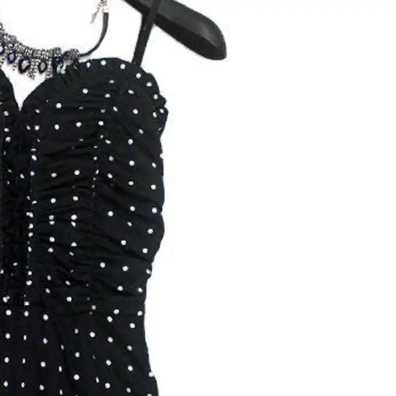 

Женское летнее платье мини с V-образным вырезом