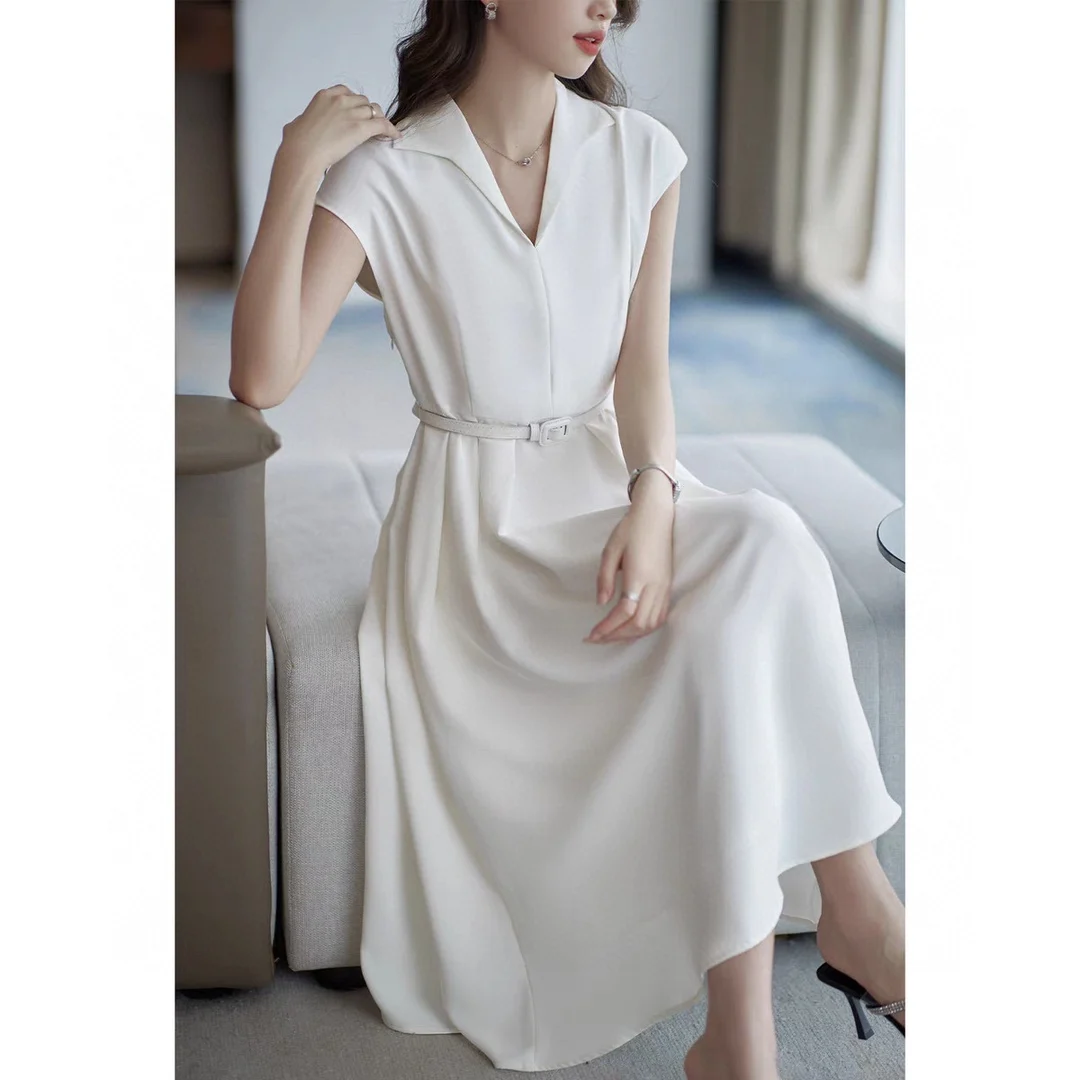 

2023 spring and summer women's clothing fashion new V-neck Swing Dress0609