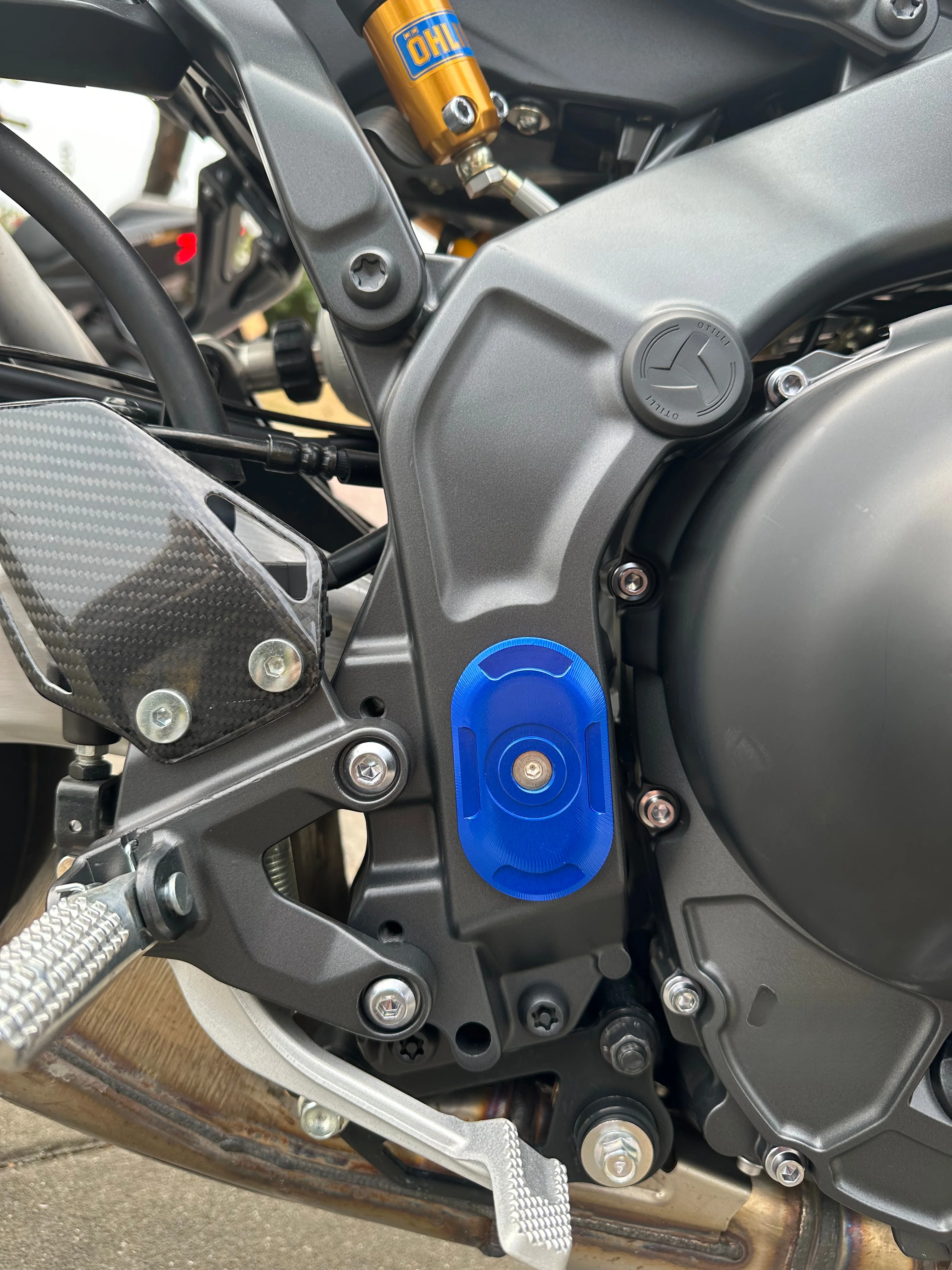 Фото Для YAMAHA MT09 MT09 SP Tracer9&GT Tracer9 GT+ XSR900: Алюминиевые заглушки для отверстий в раме мотоцикла, ЧПУ, 2021-2026 №3