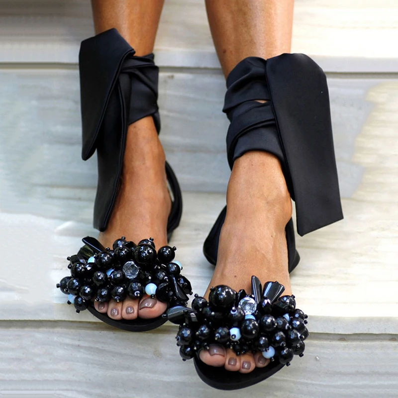 

Summer Female Sandals Lace Up Flat Sandal Non-slip Wild Cute Beads Flower Sandals Casual Band Ladies Beach Shoes Fit Sandals