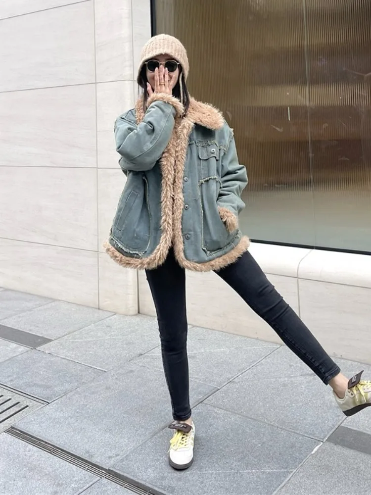 Американское винтажное джинсовое пальто из меха ягненка для женщин 2024 зимнее