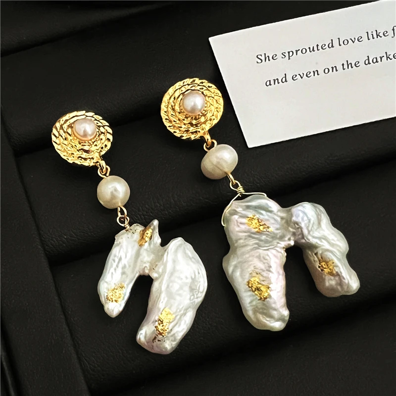 

European Trend New Copper Metal Luxury Freshwater Pearl Earrings For Women Fashion French Retro Style Jewelry Gifts For Girls