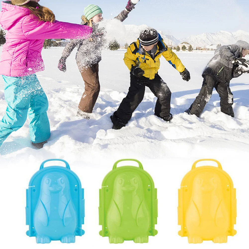 

Snowball Maker Clip Children Outdoor Plastic Winter Snow Sand Mold Tool for Snowball Fight Outdoor Fun Sports Toys