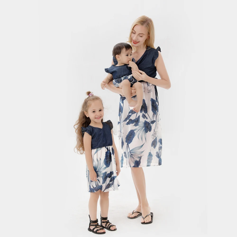

Summer Family Matching Outfits Ruffled Sleeve Mother Daughter Dresses Leaf Printed Mom Baby Mommy and Me Clothes One-piece