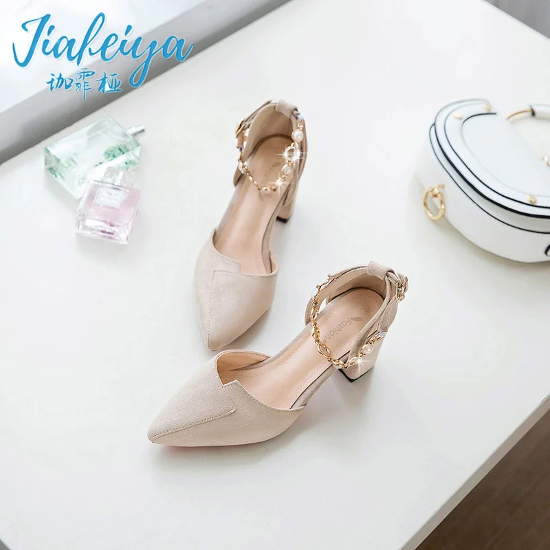 

2022 Women's New Style with Heel Shoes Comfortable Metal Decoration High-end Atmosphere Square Heel Pointed High Heels