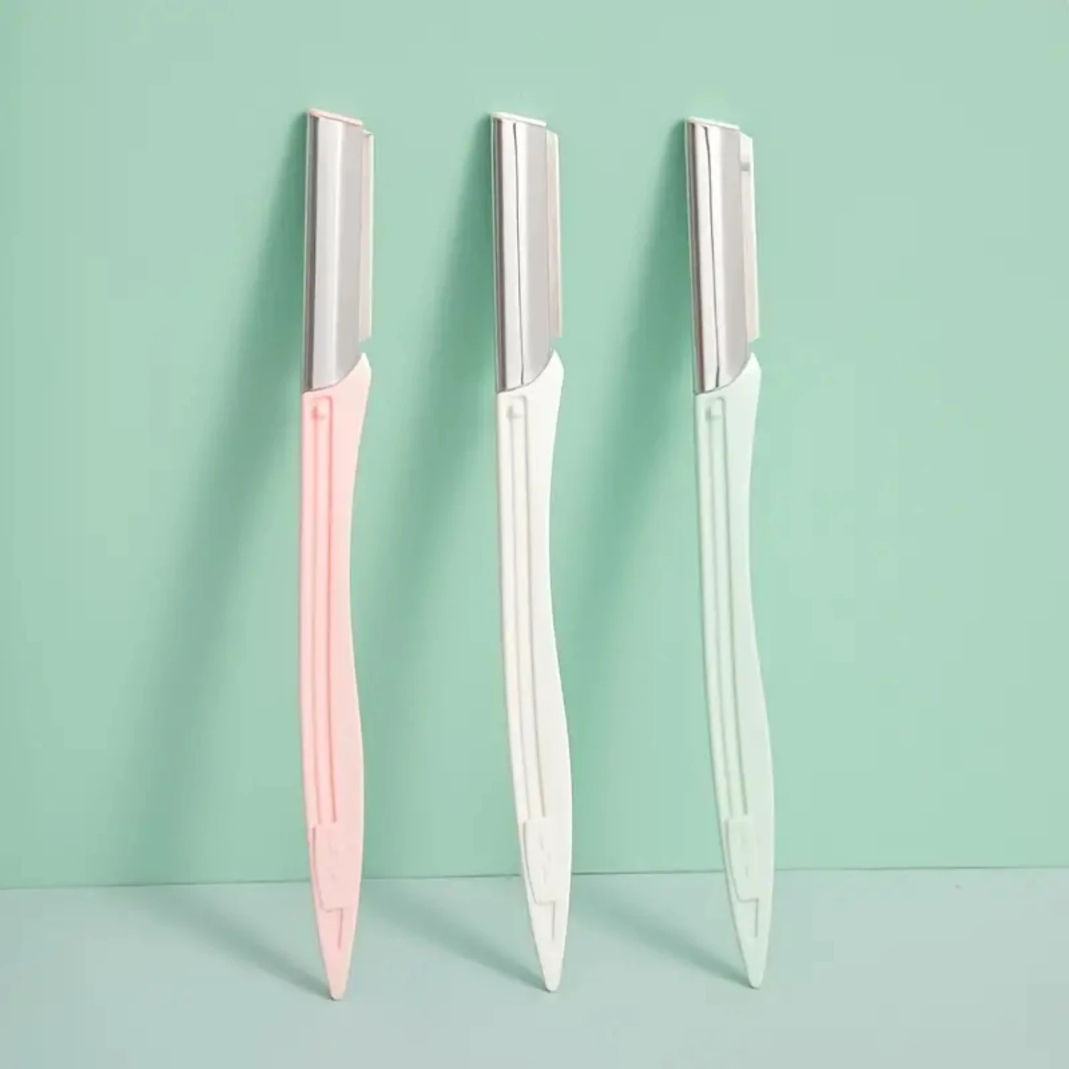 Peach Fuzz Remover for Women - Safe Hair Removal Tool Delicate Facial Areas. Achieve Smooth Skin.