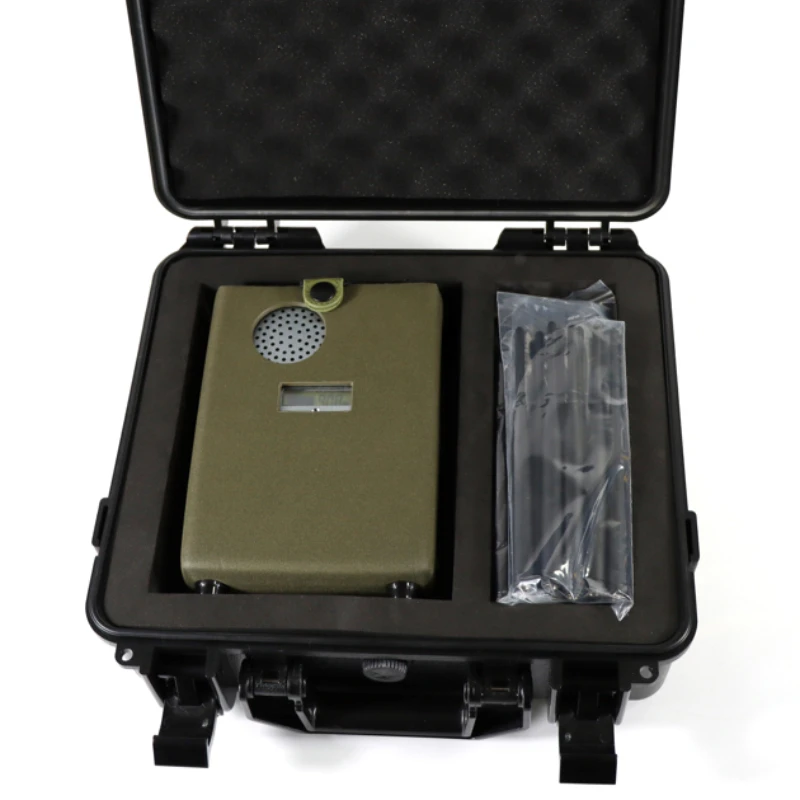 

Detector N18 Anti Spy Bug Detector 18 Antennas Portable CDMA GSM DCS 2G 3G 4G 5G GPSL1-L5 WIFI 2.4G WIFI 5.8 G With Suitcase