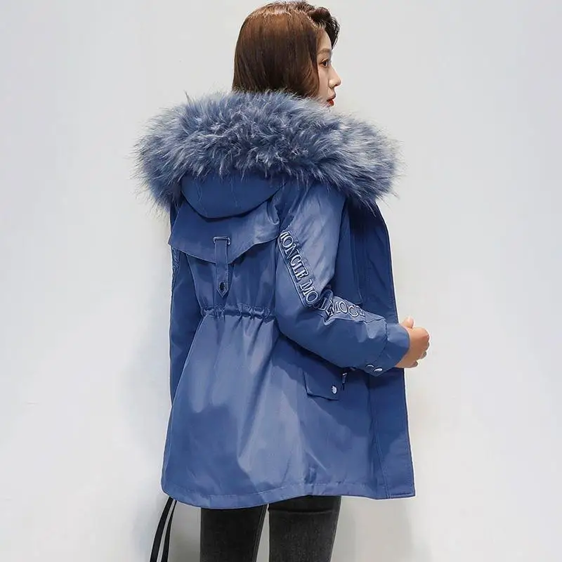 2022 Winter New Women Hooded Parka Down Jacket Design Sense Large Pocket Plus Velvet Warm Large Fur Collar Solid Color Coats