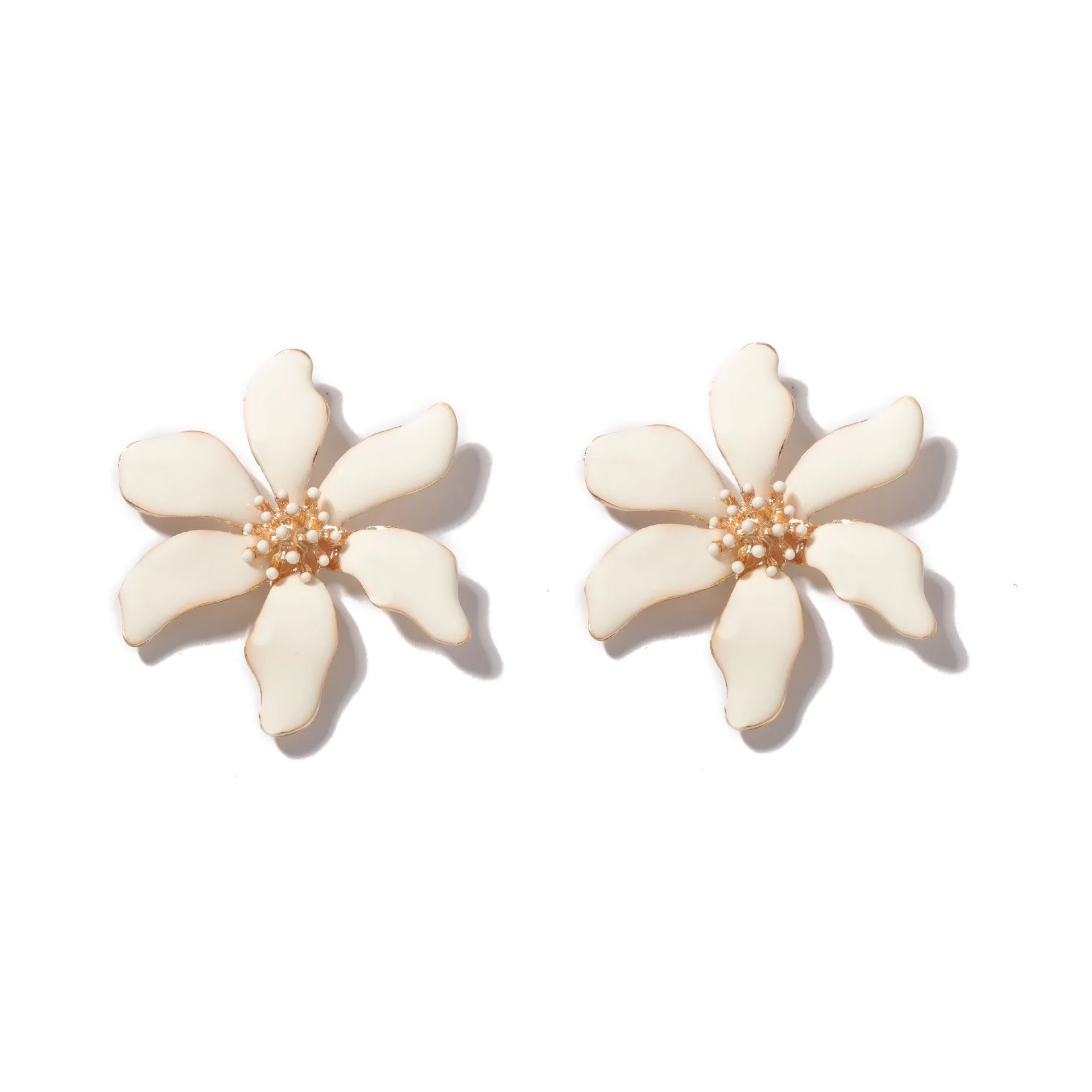 Модные элегантные висячие серьги в виде цветка белые для женщин аксессуары