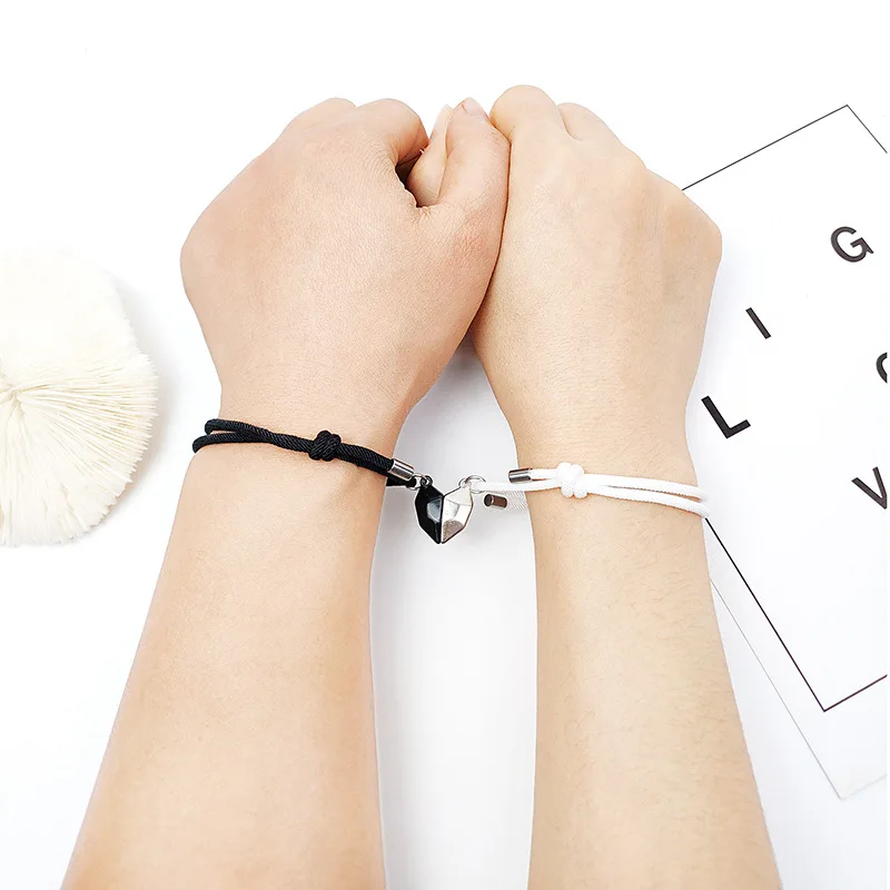 

2022 Fashion Simple Color Love Magnet Couple Bracelet A Pair of Sweet Romantic Love Life Men Women Bracelet Couple Jewelry Gift