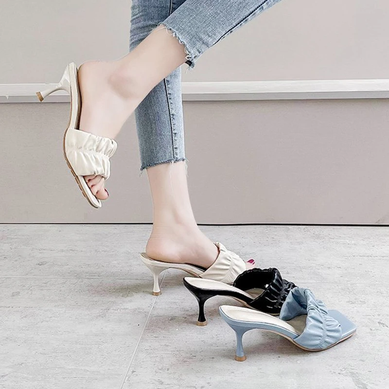 

Shoes House Slippers Platform Slides Fashion Slipers Women Square Toe Thin Heels Med Luxury 2022 Soft Pleated PU Square Toe Hous