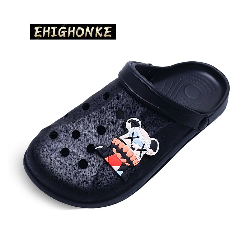 

Korean Version Beach Shoes Women Croc Clogs Casual Rainbow Garden Non-Slip Slip on Girl Fashion Soft Cartoon Outdoor Sneakers