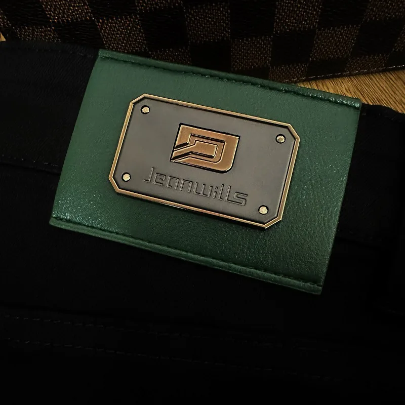 Джинсовые брюки мужские простые универсальные модные штаны с тиснением в виде