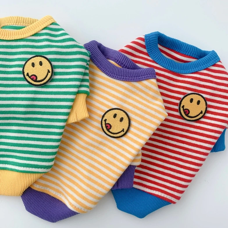 

Cute smiley design summer dog clothes thin pet T-shirt 220416076