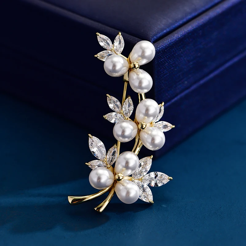 Luxury Flower Pearl Women's Brooch Cubic Zircon Plant Female Brooches Pins Vintage Wedding Party Accessories Bridesmaid Gift |