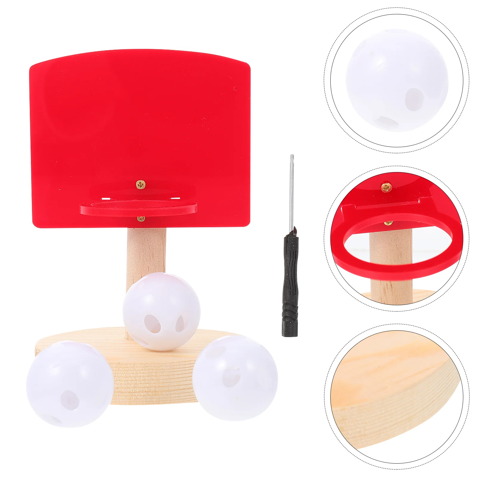 

1 набор развлекательных игрушек в виде попугая