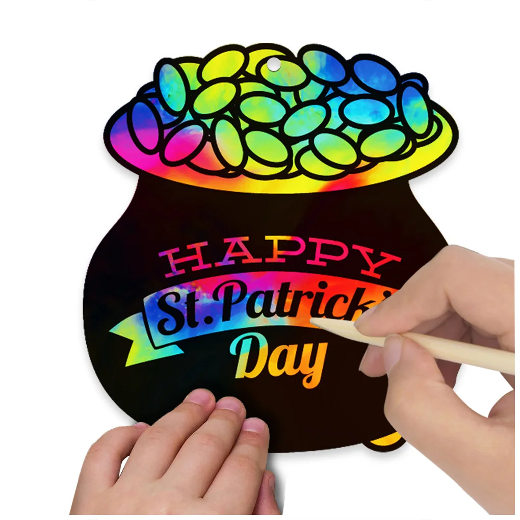

36 Pieces/set St. Patrick's Day Scratch Paper Home School Party Portable Kids Art Cards Ribbons Scratching Pens Decoration