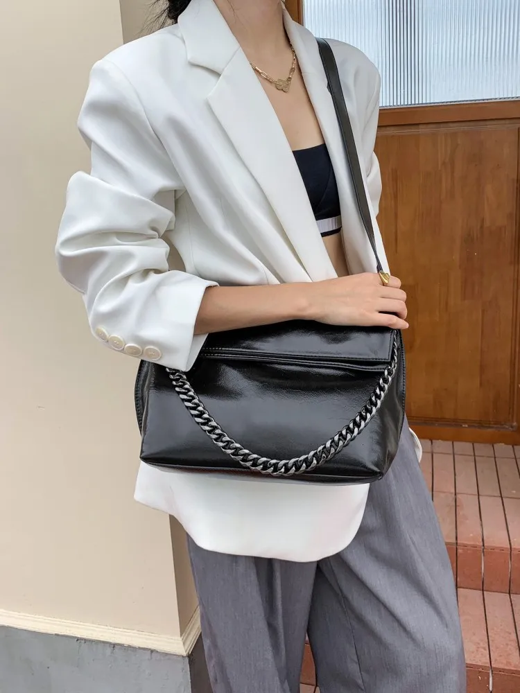 Сумка-мессенджер женская из натуральной кожи элегантная офисная сумочка на