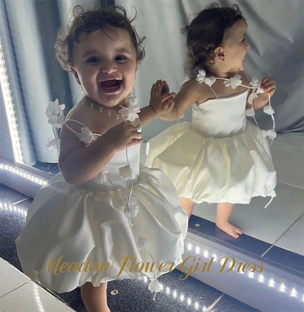 Фото Пышное бальное платье для девочек Meadow Cream White Princess с бретельками-спагетти, 3D цветочным декором ручной работы и пышной юбкой-туту для выпускного вечера №3