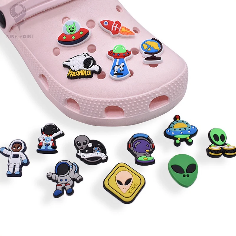 PVC Shoe Charms Space DIY Shoe Accessories Astronauts Shoe Decoration Aliens Shoe Buckles for Croc Sandals X-mas Gifts Jibz