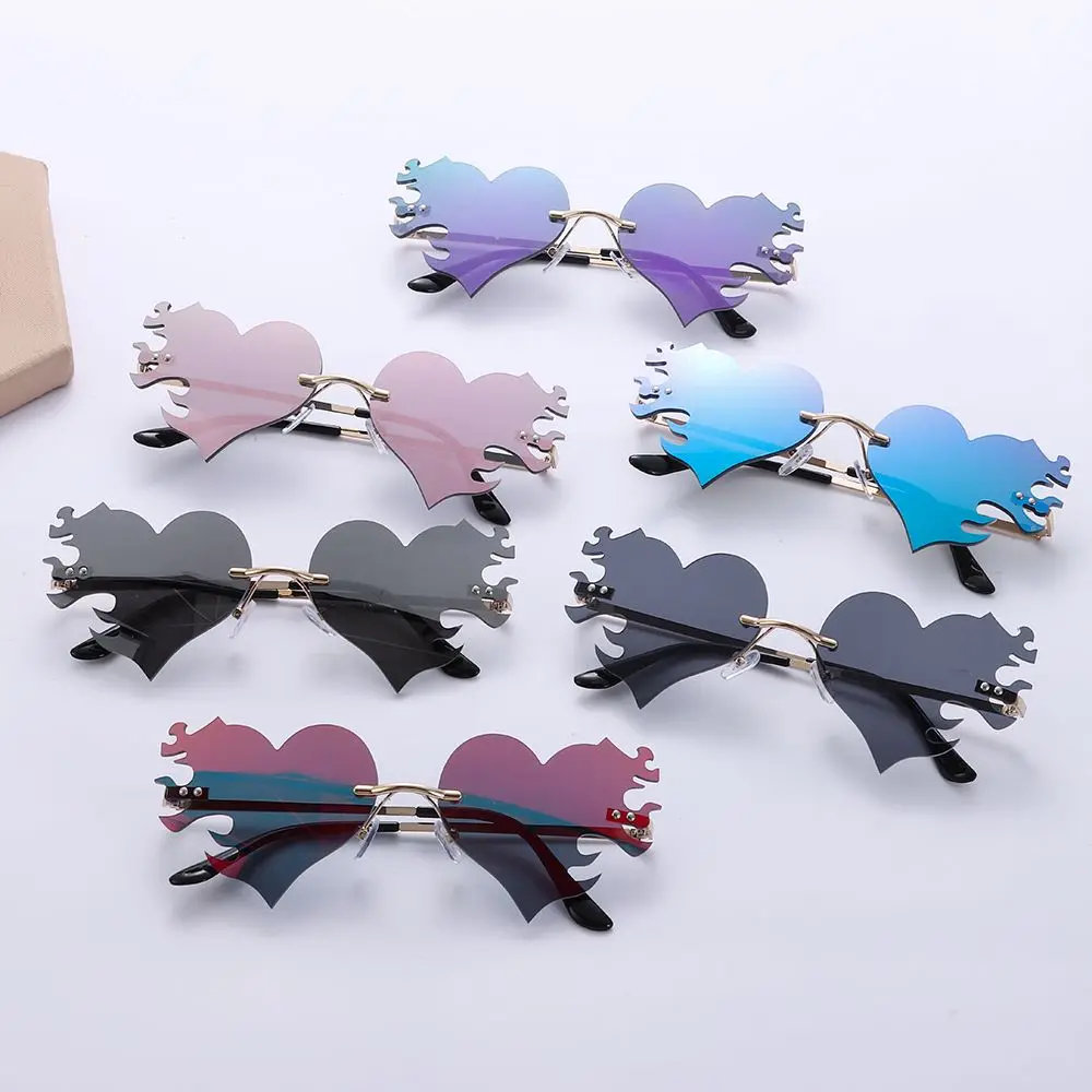 

Vintage Rimless Sunglasses Fashion Fire Heart Sunglasses Women Metal Frame Streetwear Eye Glasses Cycling Outdoor Accessories