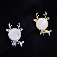 2022 new cute little elk magnet brooch anti glare buckle fashion creative shell accessories free perforation pin buckle