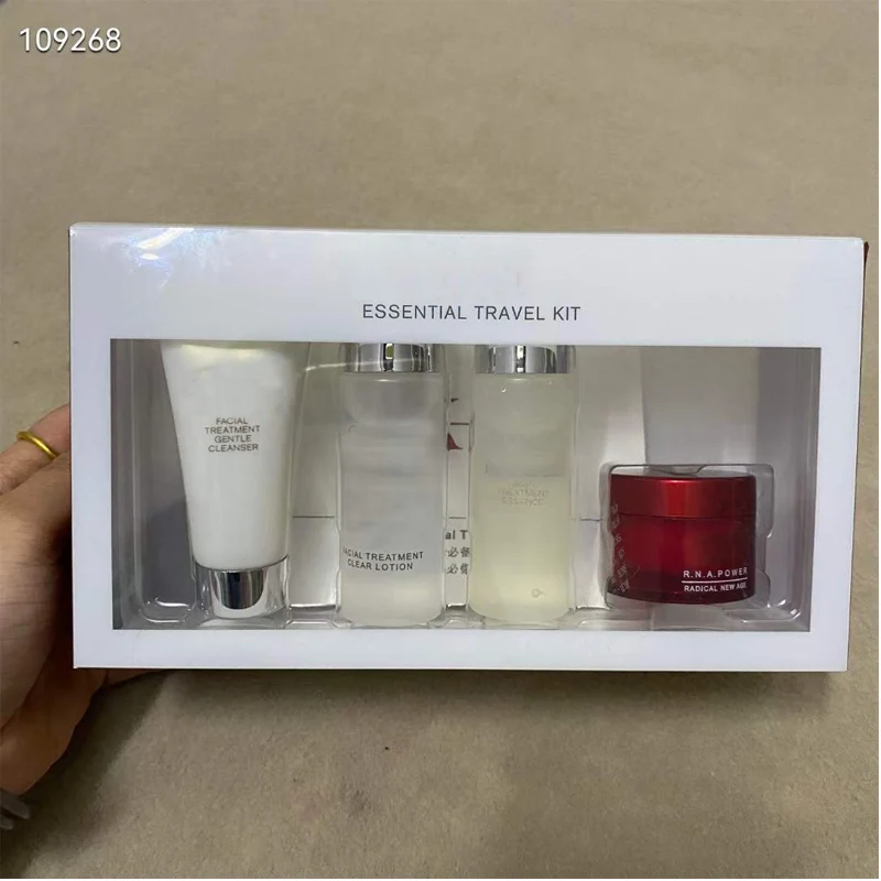 

New Arrival 4Pcs Facial Essential Travel Kit Cleanser 20g + Clear Lotion 30ml + treatment 30ml + New age 15g Set