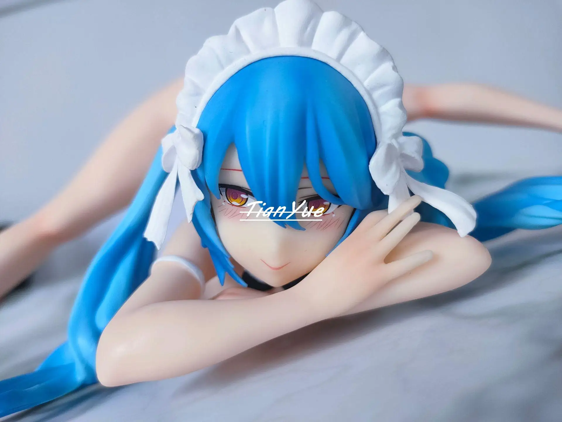 

Anime Gabriela girl Lying version Action Figure Model Toy 1/6 Christmas gift 8.5cm