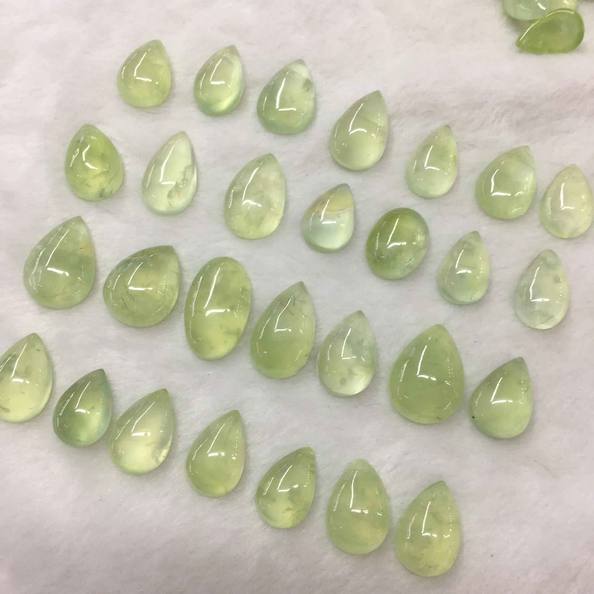 Оптовая продажа 10 шт./упаковка бусины из натурального преннита кабошон 16-30 мм