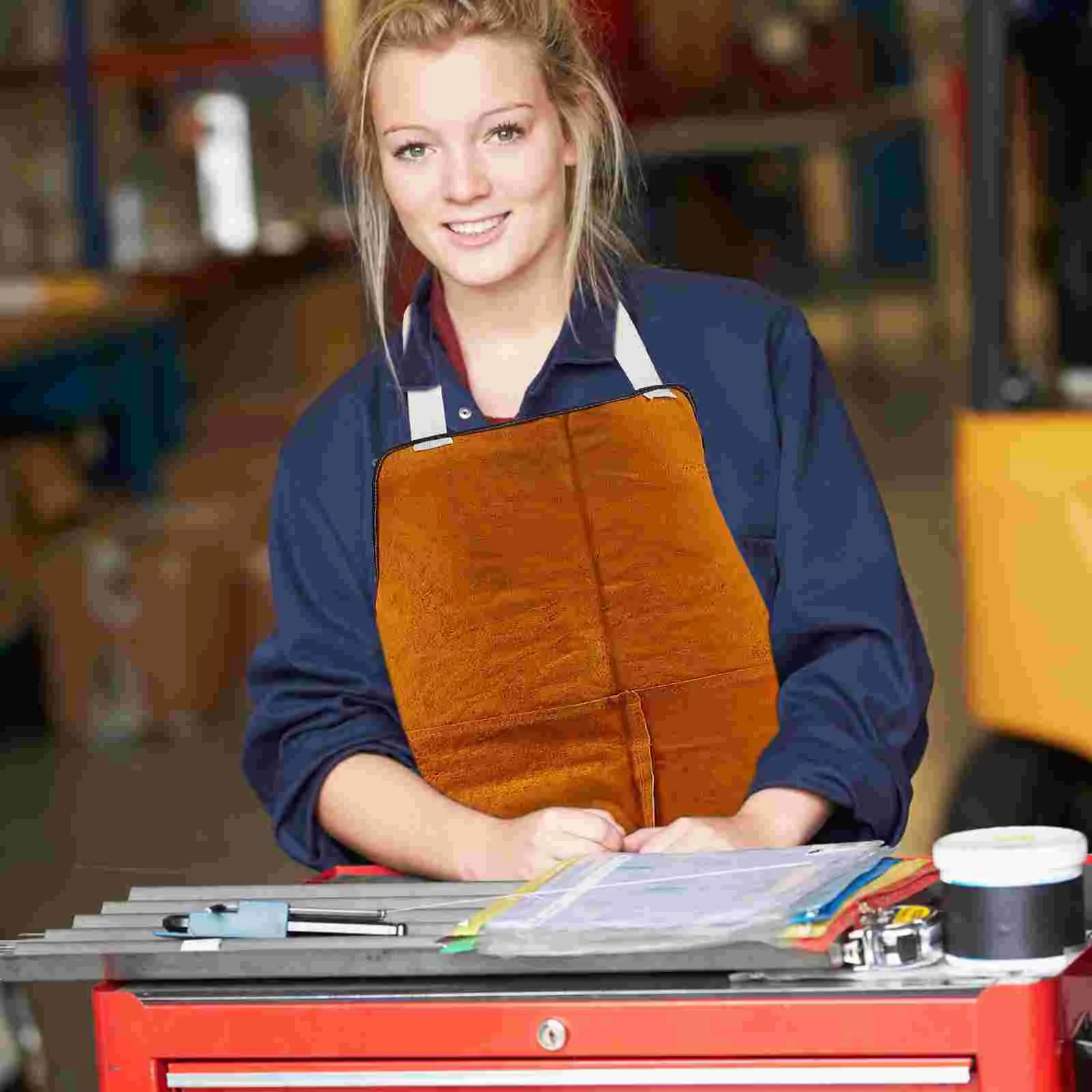 

1pcs Welding Apron Leather Work Cowhide Resistant Bib Heat Hair Working Flame Welder Clothes Blacksmith Men Aprons Coat Clothing
