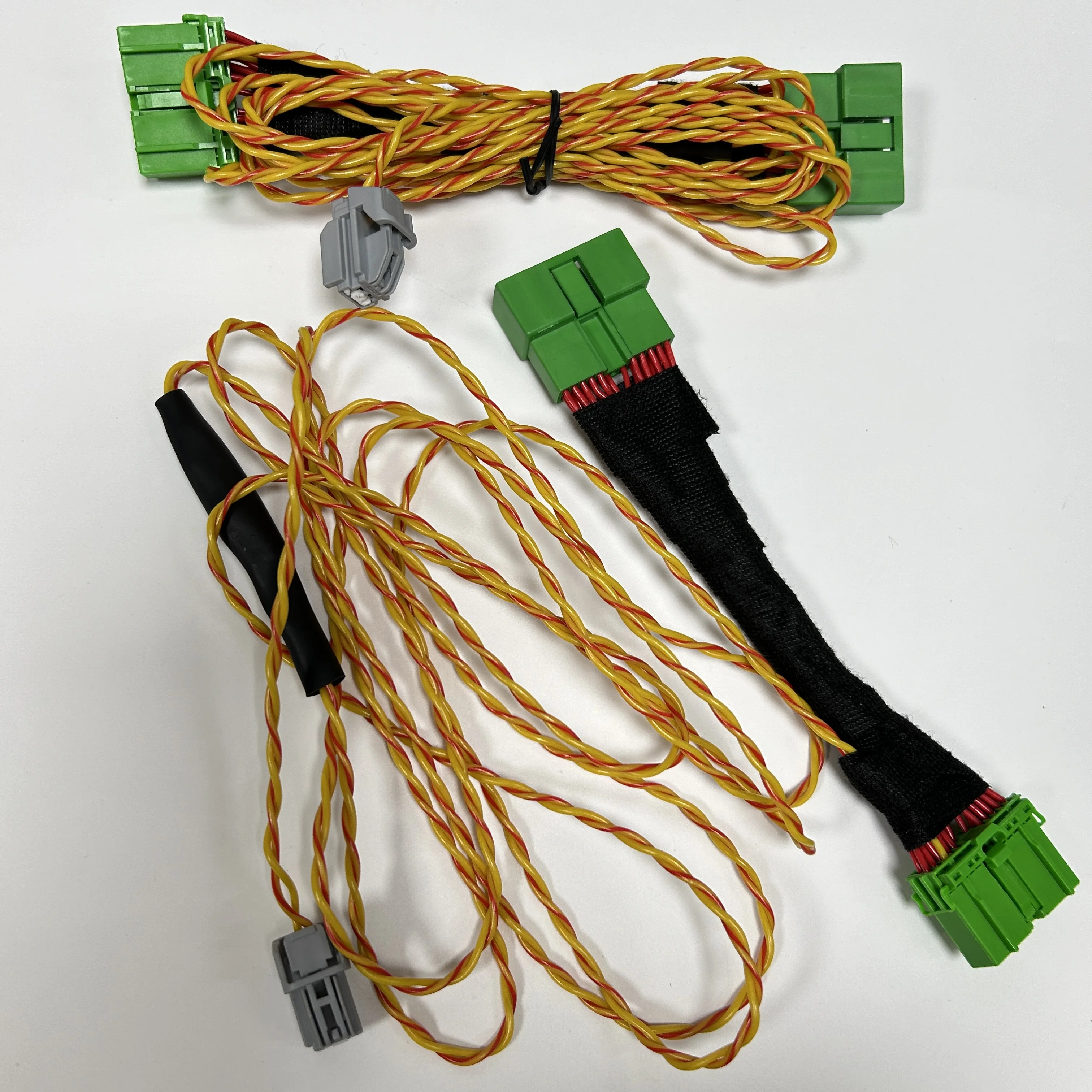 Старый усилитель мощности Volvo 22P десять 2P жгут среднего клапана без потерь Harman Audio