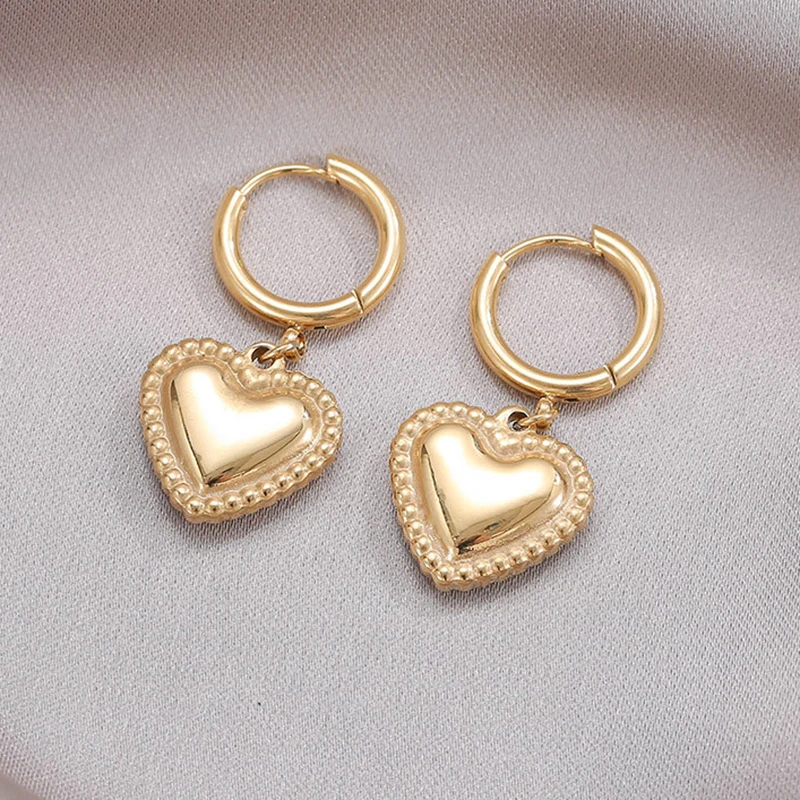 

Vintage Simple Gold Heart-Shaped Stainless Steel Hoop Earrings For Woman Accessories For Korean Fashion Jewelry Wedding Girls