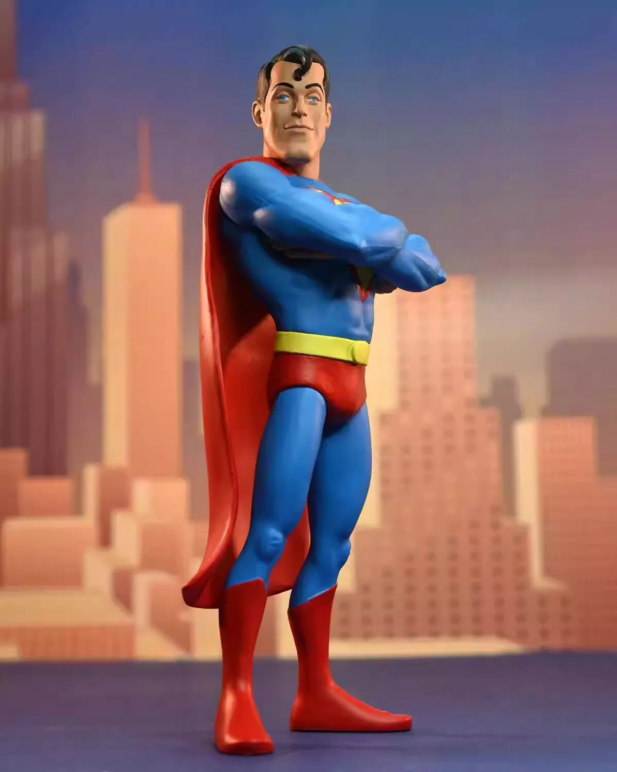 NECA Toys DC Comics (классическая) 6-дюймовая масштабная фигурка Тони Классика Супермен
