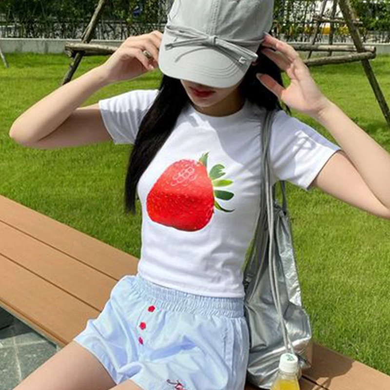 2024 базовый женский укороченный топ с короткими рукавами и милым клубничным